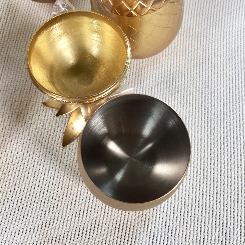 Gold Tone Metal Pineapple Shotglass Drink Cups Set - Picture 6 of 8